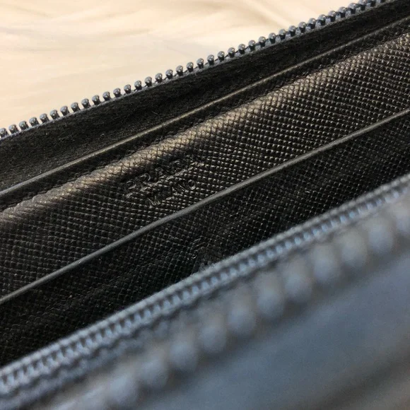 Prada Black Wallet - Picture 8 of 8